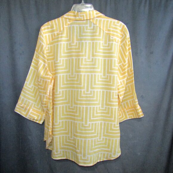 Chicos No Iron Linen Button Up Top Size L 2 Yellow White Geometric 3/4 Sleeve - Picture 5 of 8